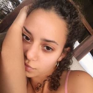 Meet your Posher, Tanya